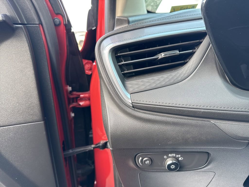 Used 2024 Buick Encore GX Sport Touring image 12