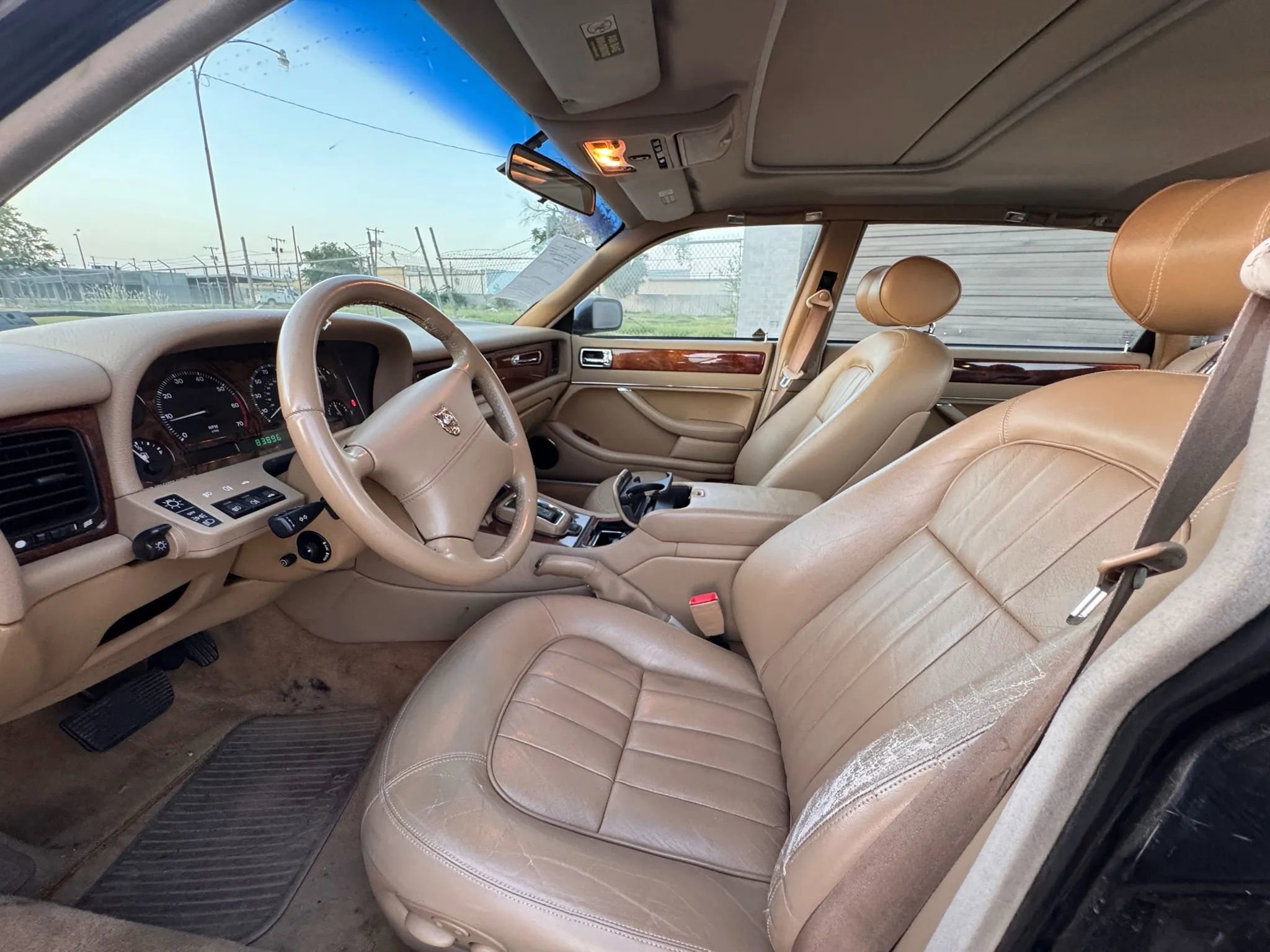 Used 1997 Jaguar XJ6 L image 9