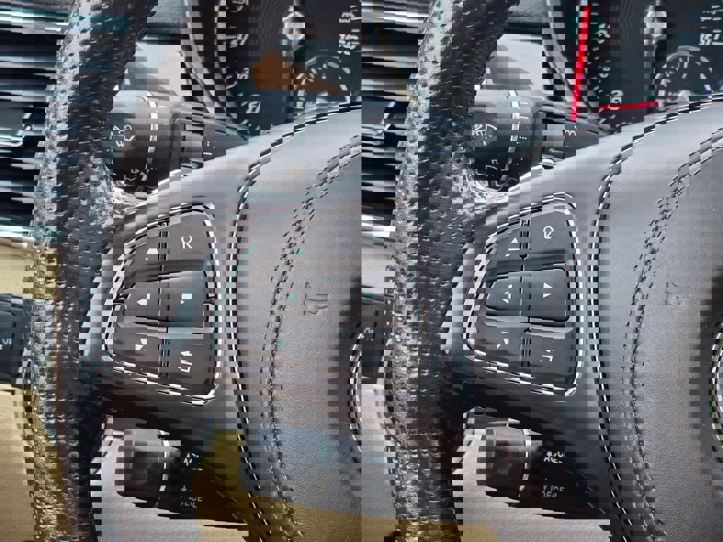 Used 2017 Mercedes-Benz GLS 450 4MATIC image 21