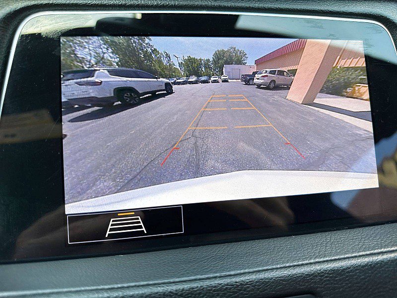 Used 2020 Cadillac XT4 Sport w/ Driver Awareness Package FWD image 14