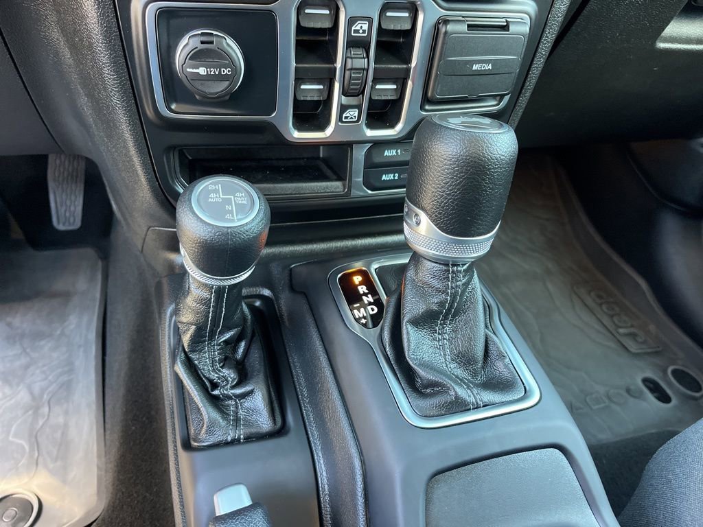 Certified 2025 Jeep Wrangler Unlimited Sahara image 16