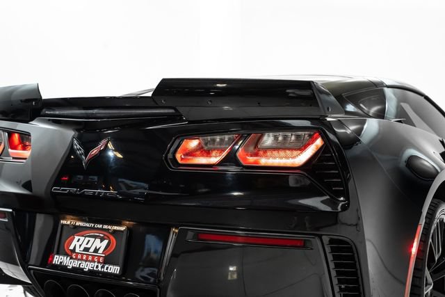 Used 2017 Chevrolet Corvette Z06 RWD image 12