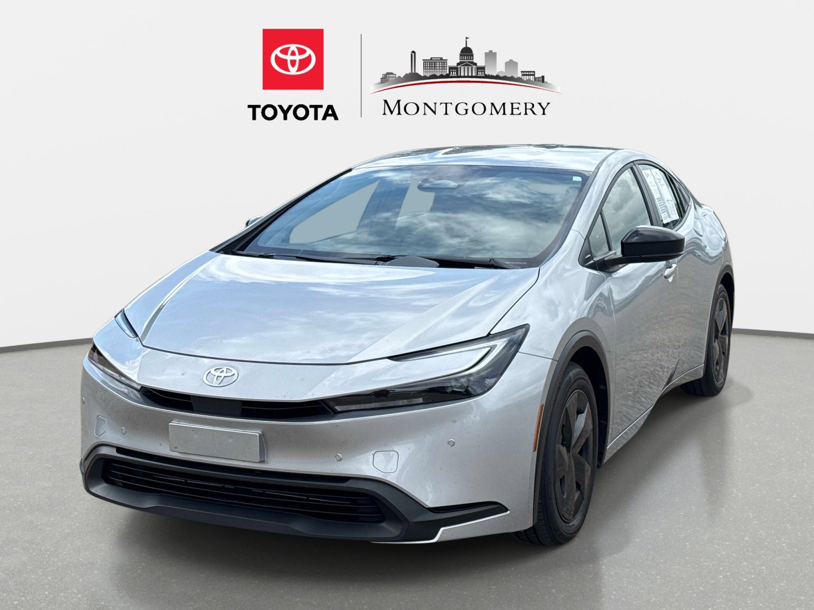 Used 2026 Toyota Prius LE FWD image 7