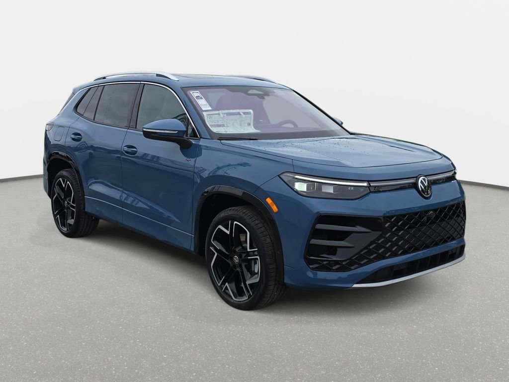 New 2026 Volkswagen Tiguan SEL R-Line AWD/4WD image 3