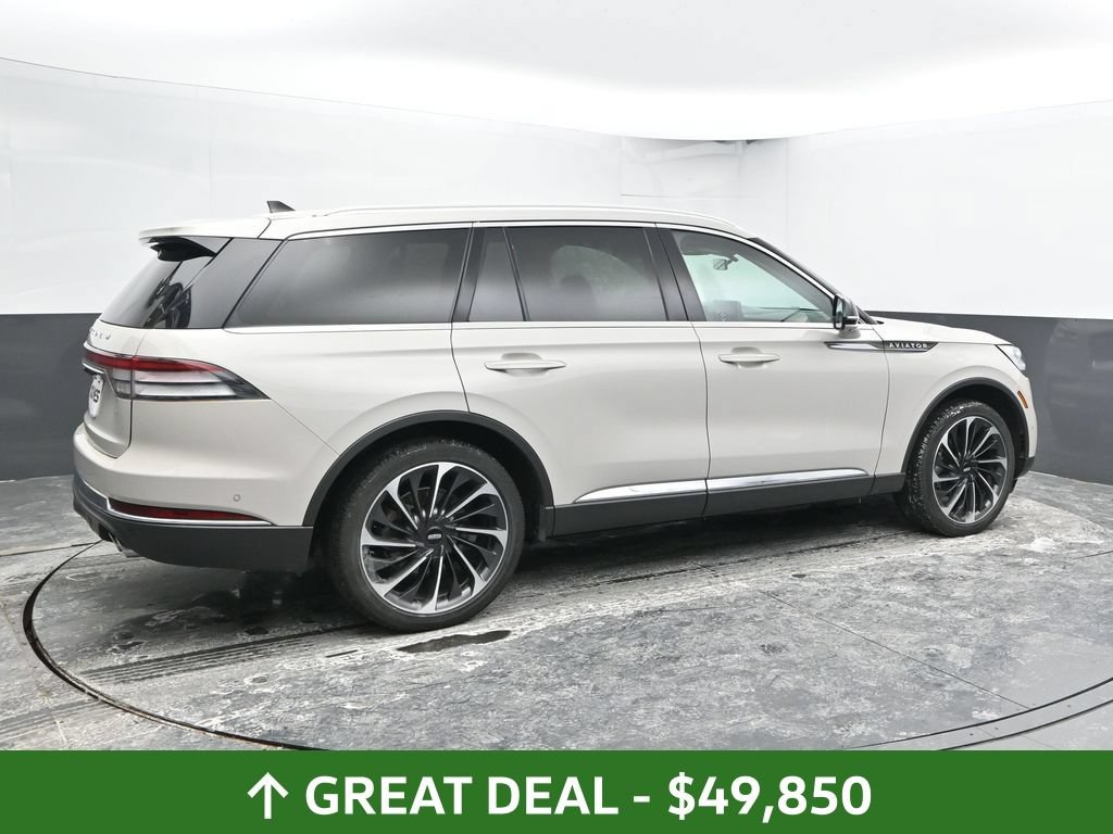 Used 2024 Lincoln Aviator Reserve w/ Equipment Group 201A AWD/4WD image 5