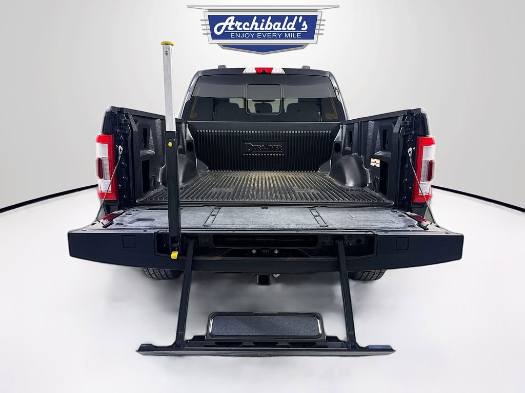 Used 2021 Ford F150 Platinum w/ FX4 Off-Road Package AWD/4WD image 26