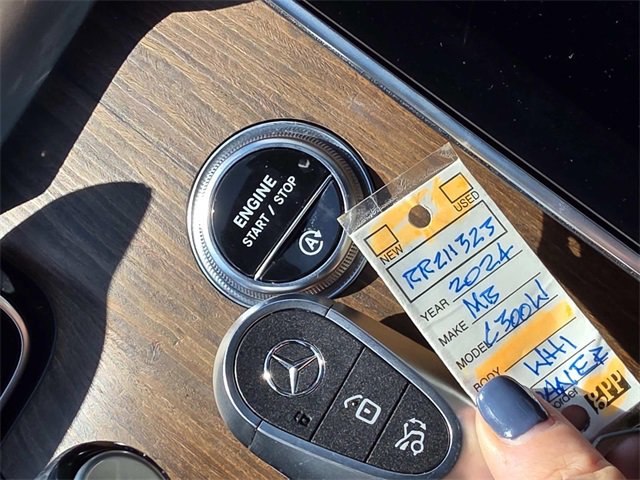 Used 2024 Mercedes-Benz C 300 C 300 image 15