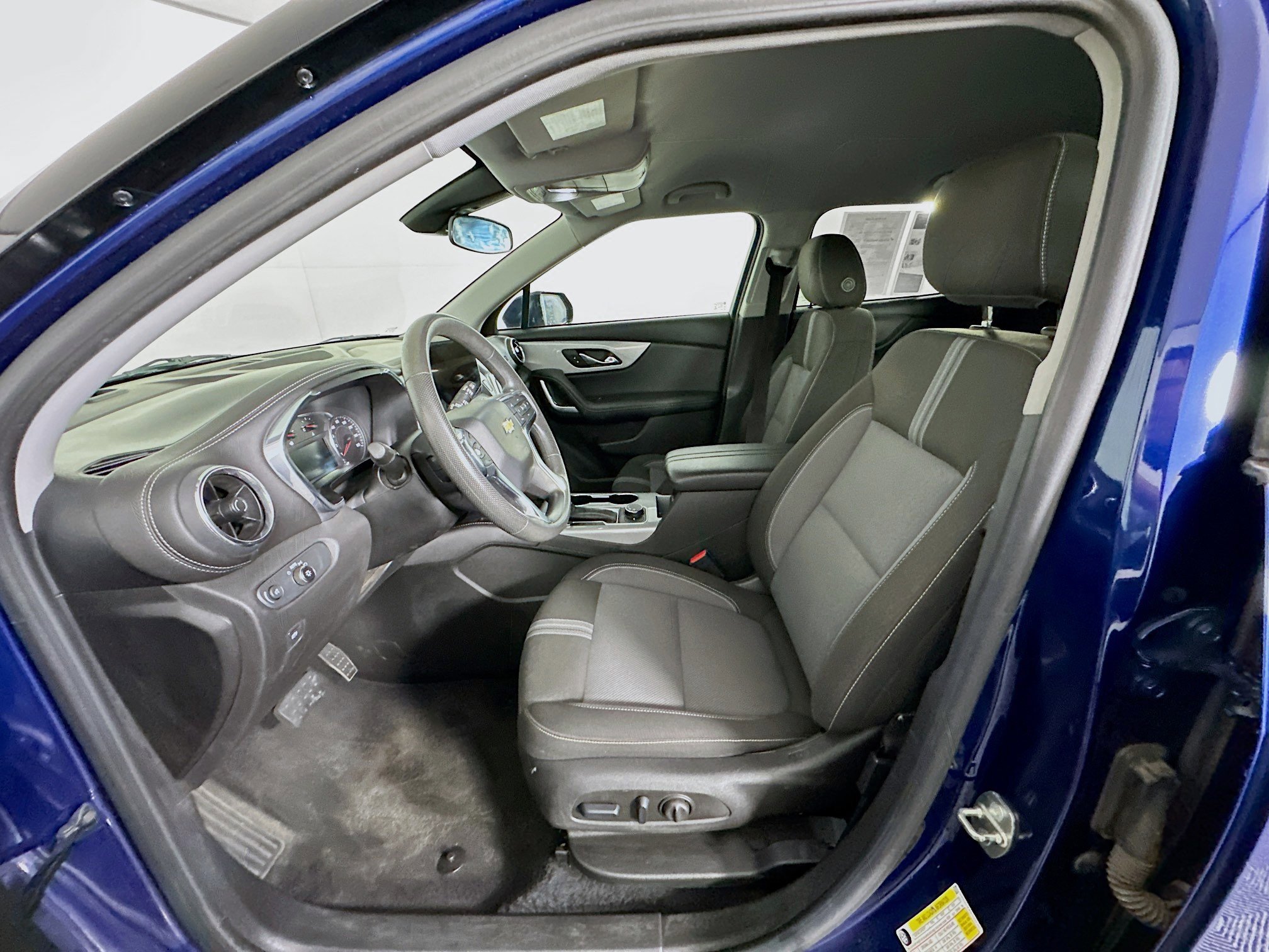 Used 2023 Chevrolet Blazer LT image 13