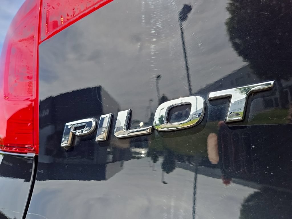 Used 2017 Honda Pilot EX-L image 7