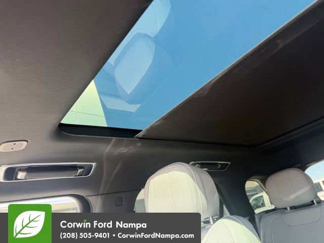 Used 2023 Land Rover Range Rover Sport SE AWD/4WD image 10