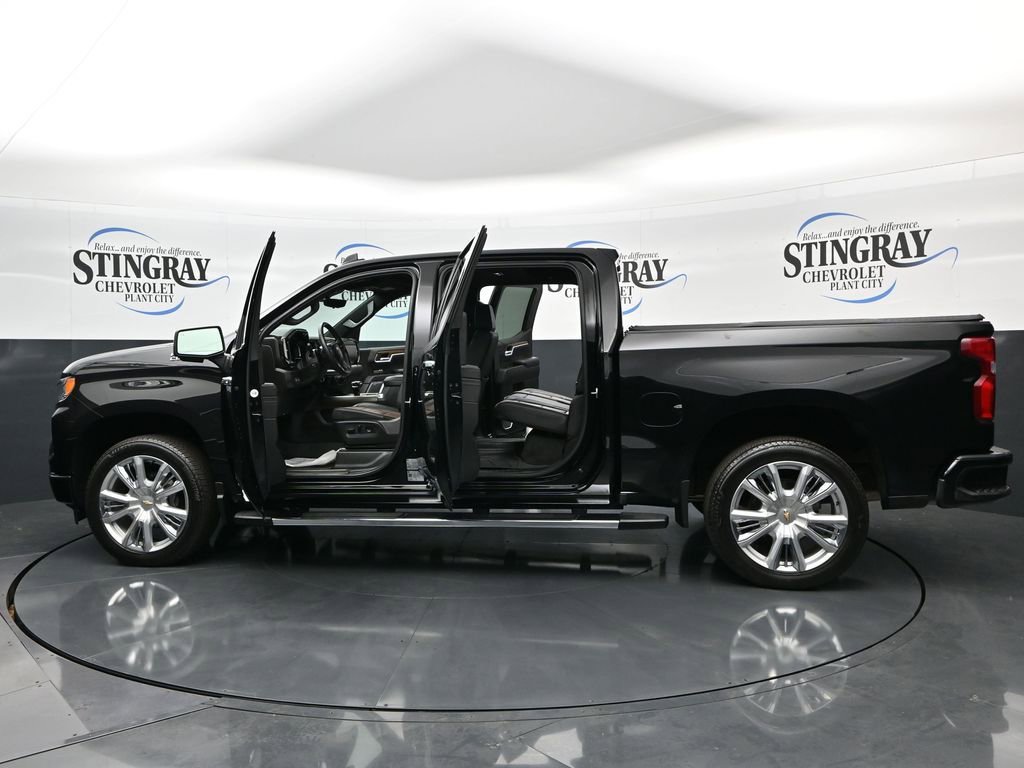 Used 2025 Chevrolet Silverado 1500 High Country w/ High Country Premium Package image 28