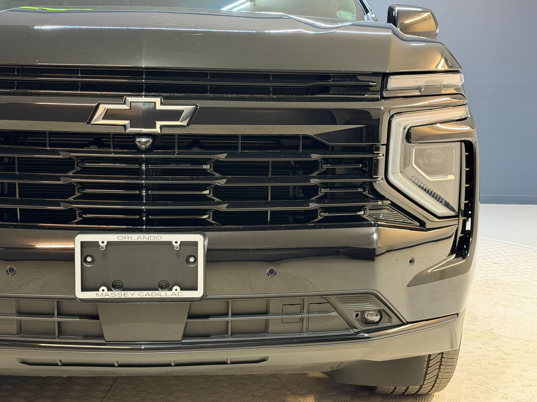 Used 2025 Chevrolet Suburban RST w/ Comfort Package image 11