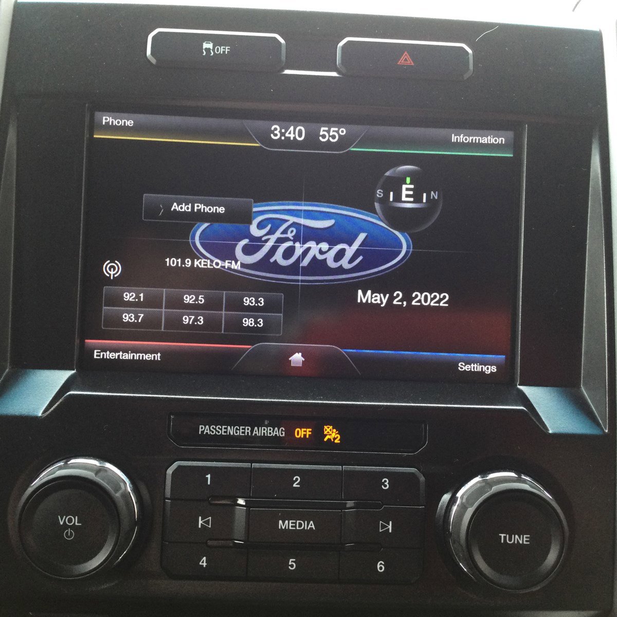 Used 2015 Ford F150 XLT w/ Equipment Group 302A Luxury AWD/4WD image 18
