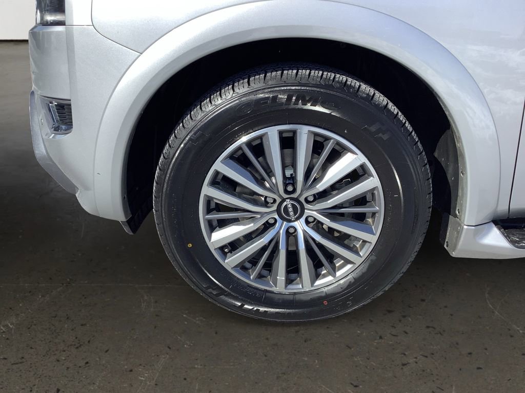 Used 2024 Nissan Armada SL image 10