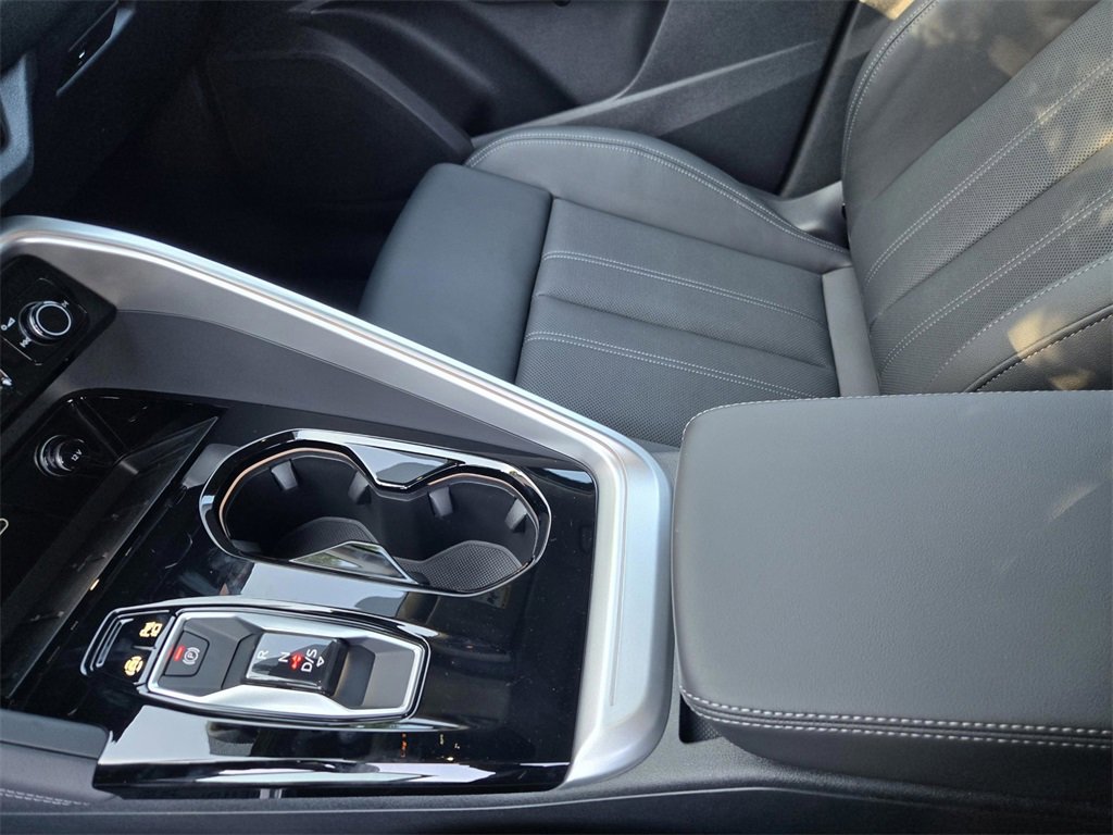 New 2025 Audi Q5 Premium Plus image 24