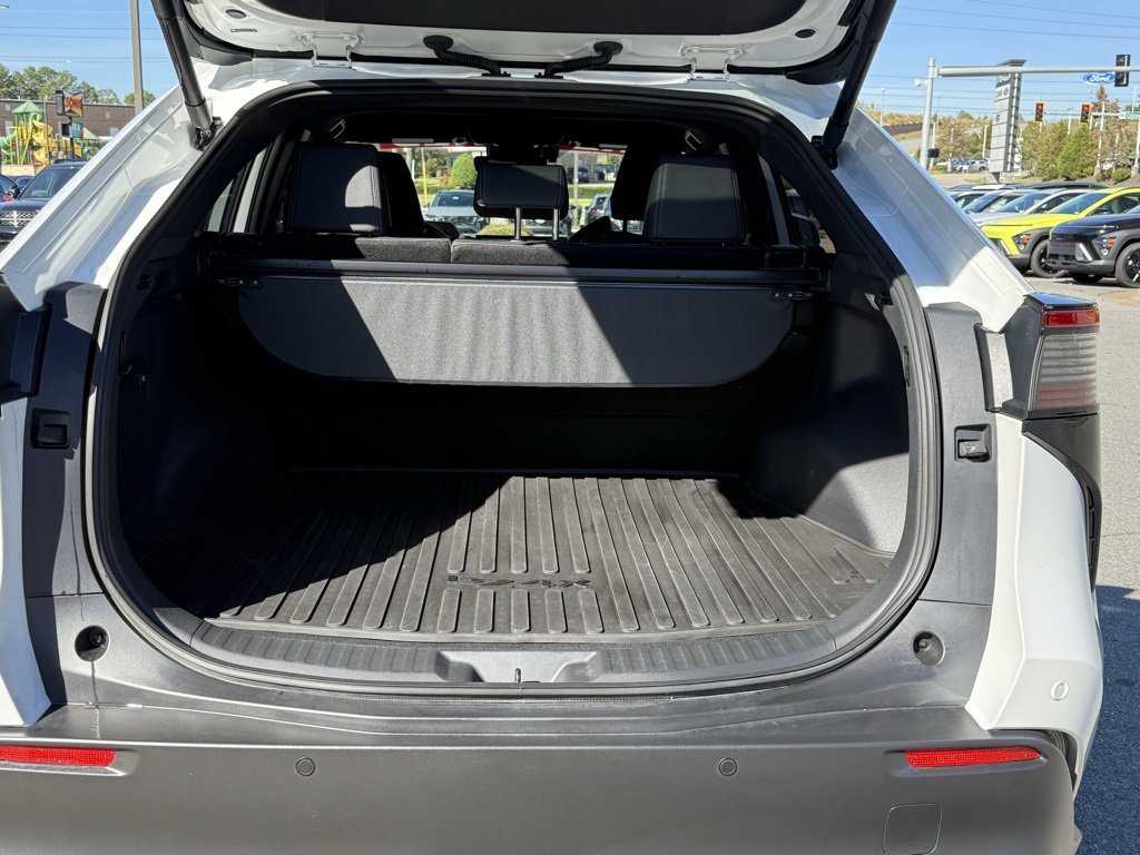 Used 2024 Toyota bZ4X Limited image 9