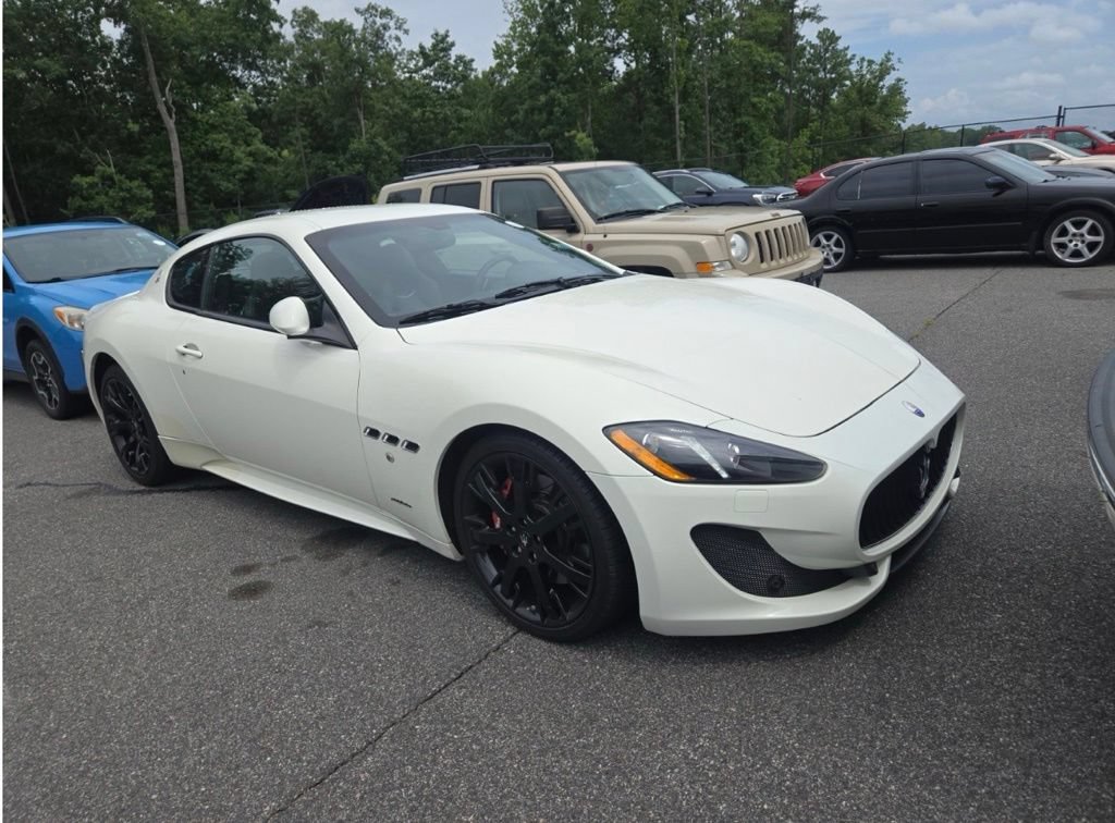 Used 2016 Maserati GranTurismo MC RWD image 2
