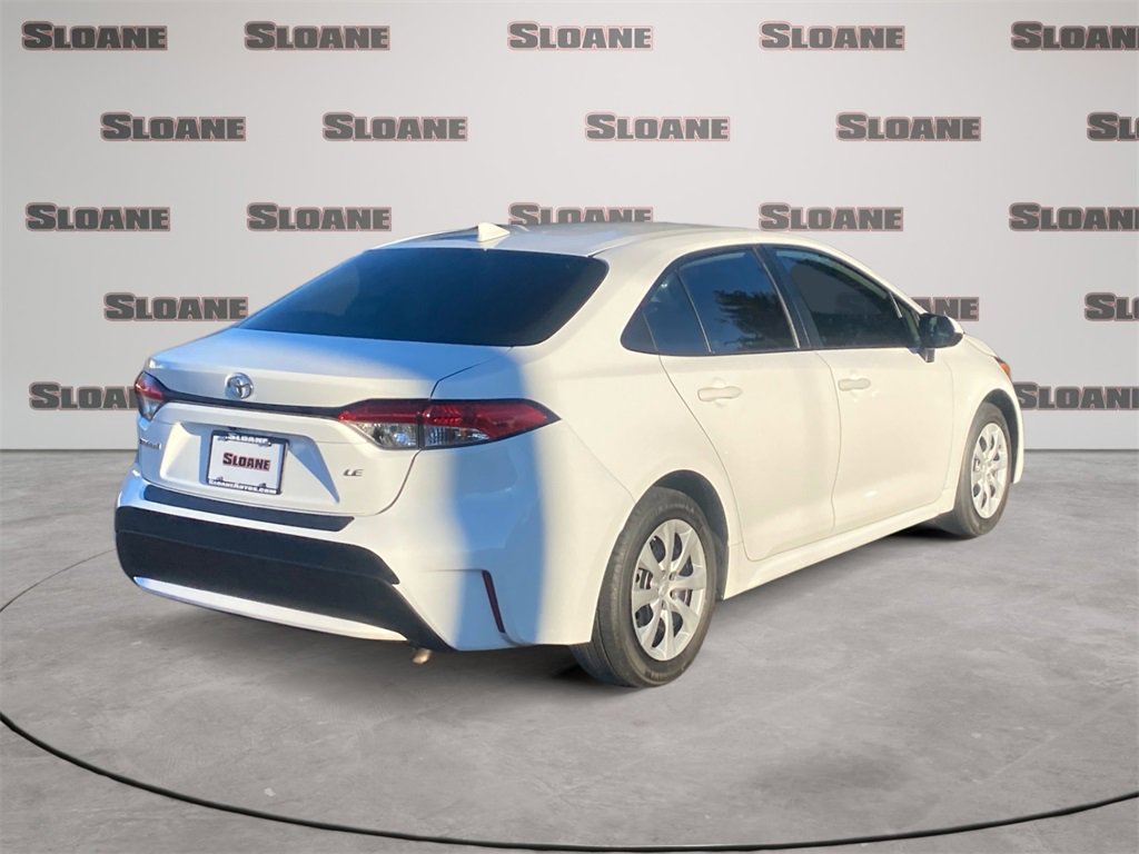 Used 2022 Toyota Corolla LE image 5