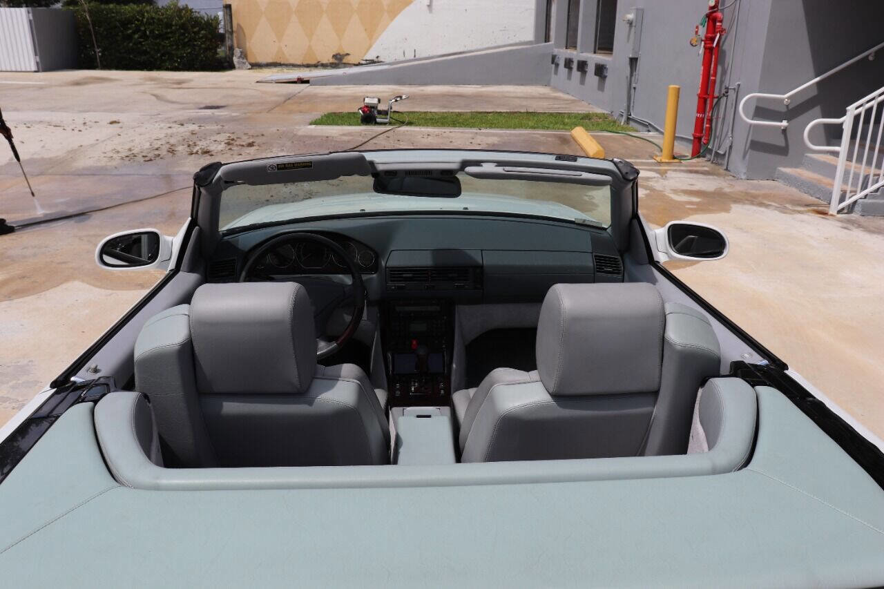 Used 2001 Mercedes-Benz SL 500 image 11