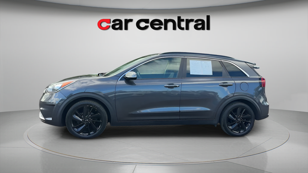 Used 2019 Kia Niro S Touring FWD image 2