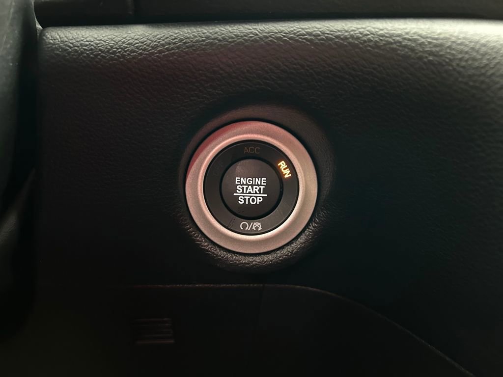 New 2026 Chrysler Voyager LX image 18