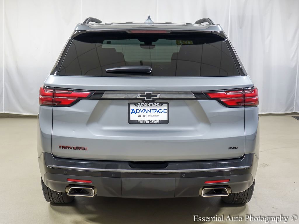 Used 2023 Chevrolet Traverse Premier w/ Redline Edition image 6