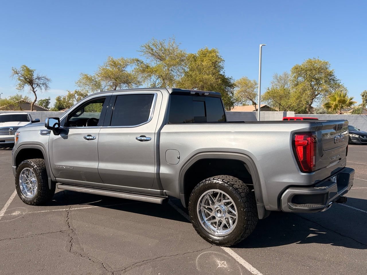 Used 2021 GMC Sierra 1500 Denali w/ Denali Ultimate Package AWD/4WD image 4