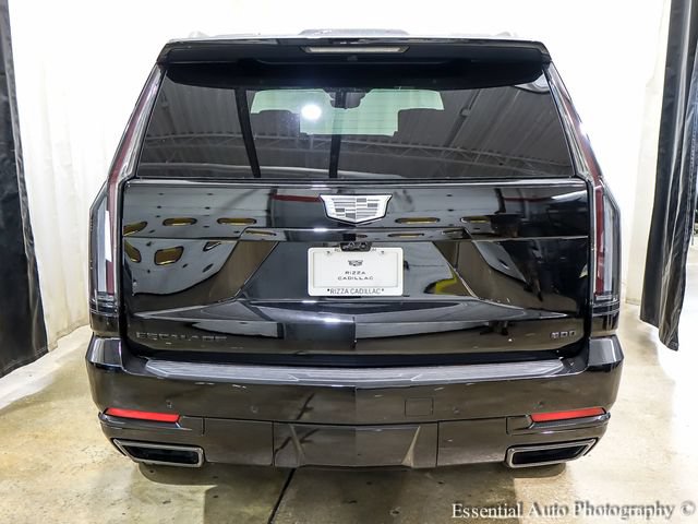New 2026 Cadillac Escalade ESV Sport w/ LPO, ONYX Package AWD/4WD image 6