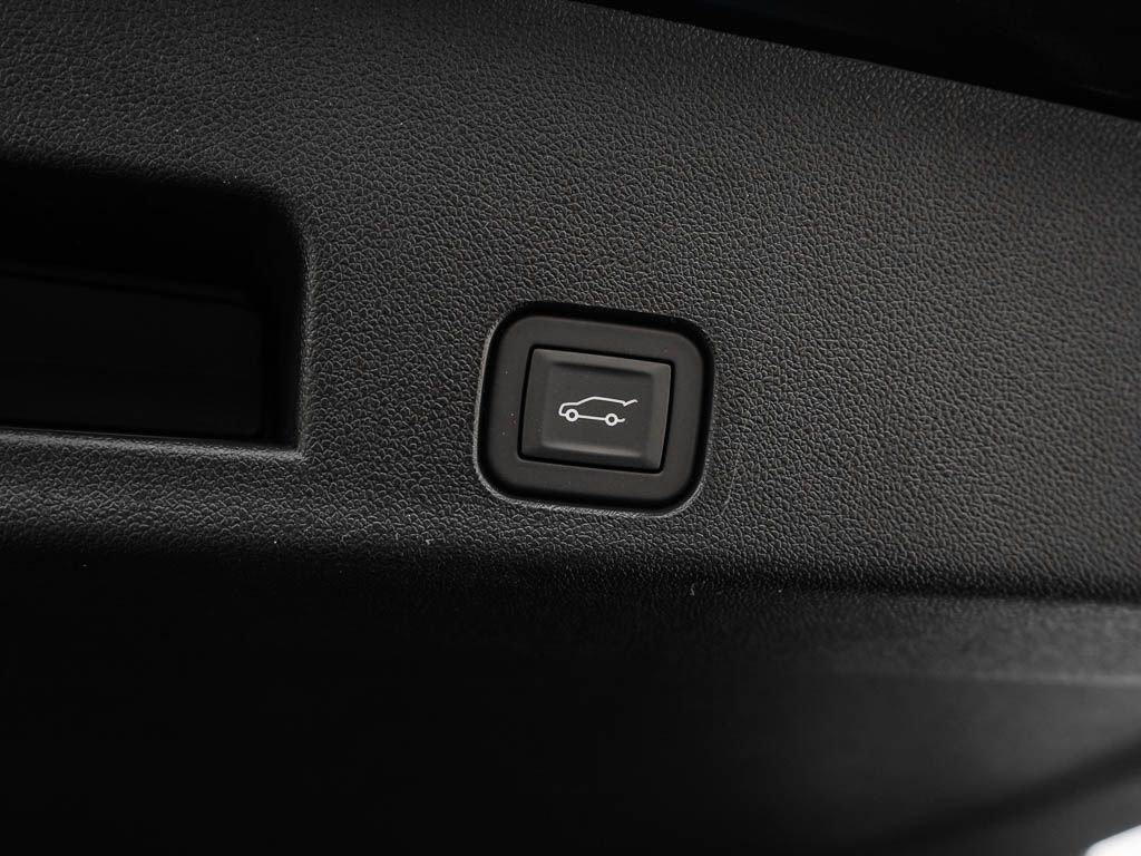 New 2026 Chevrolet Traverse LT w/ Midnight/Sport Edition image 9