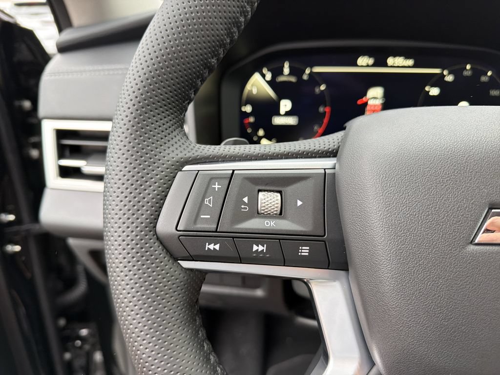 New 2026 Mitsubishi Outlander SE AWD/4WD image 20
