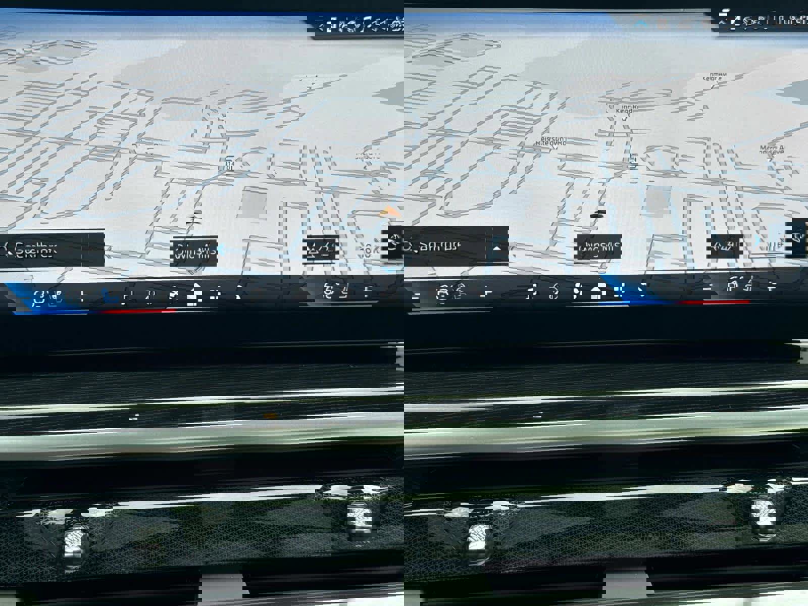 New 2026 BMW X7 xDrive40i w/ Executive Package image 3