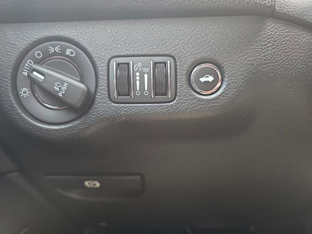 Used 2021 Dodge Challenger R/T Scat Pack image 25