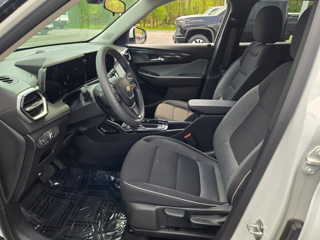 Certified 2025 Chevrolet TrailBlazer LT AWD/4WD image 20