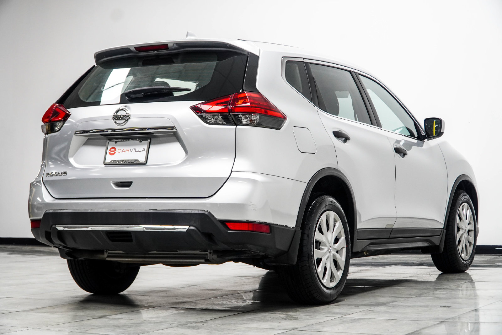Used 2017 Nissan Rogue S FWD image 14