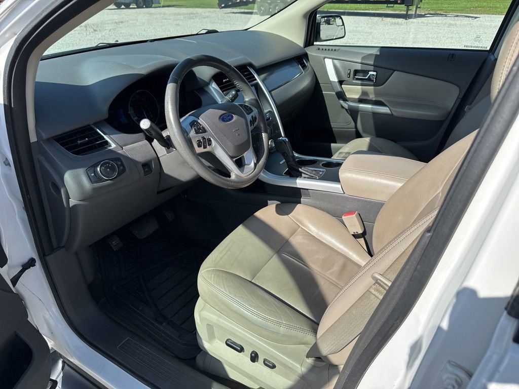 Used 2013 Ford Edge SEL image 21