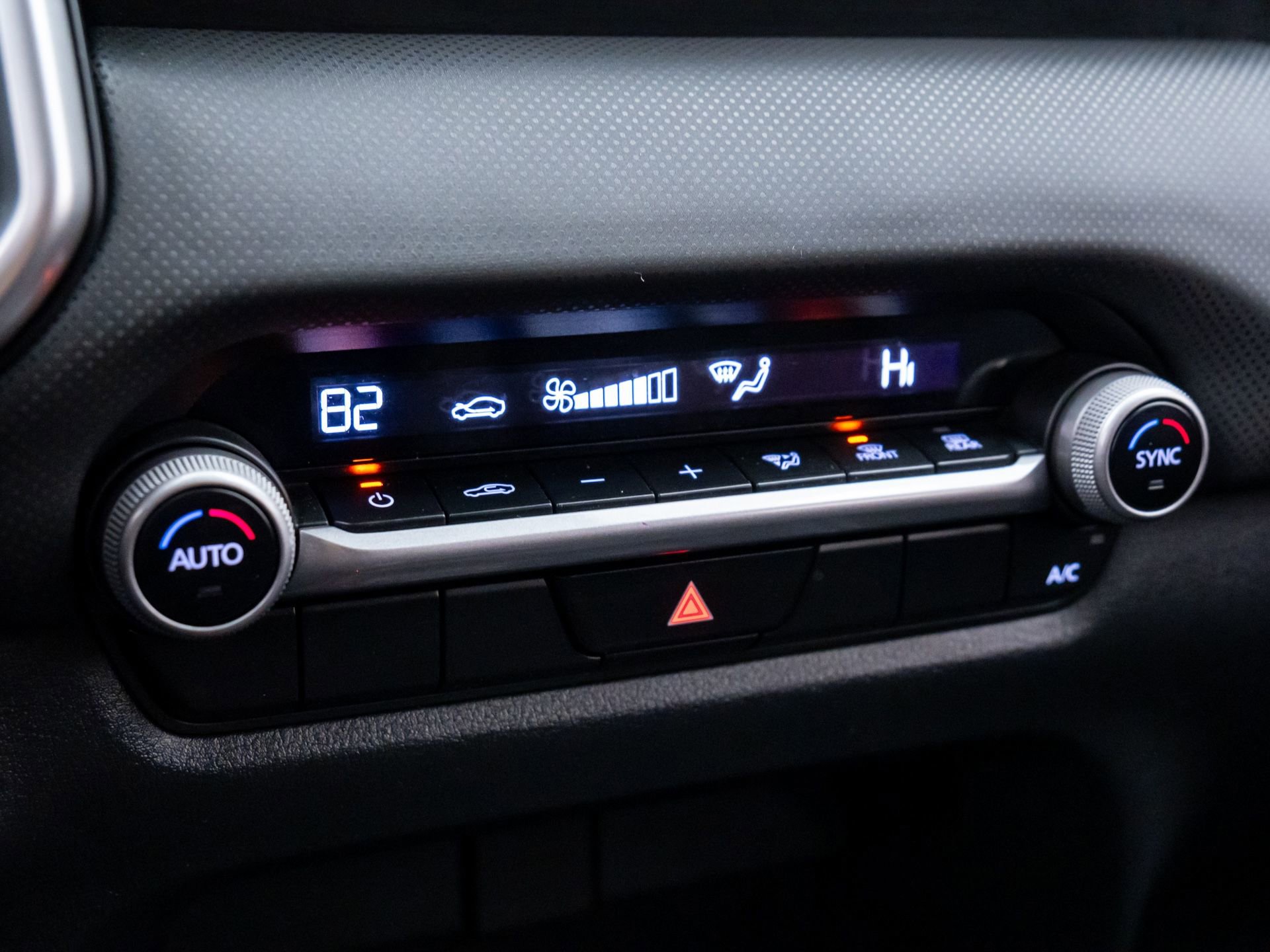 Used 2023 MAZDA CX-50 AWD 2.5 S w/ Cargo Package image 23