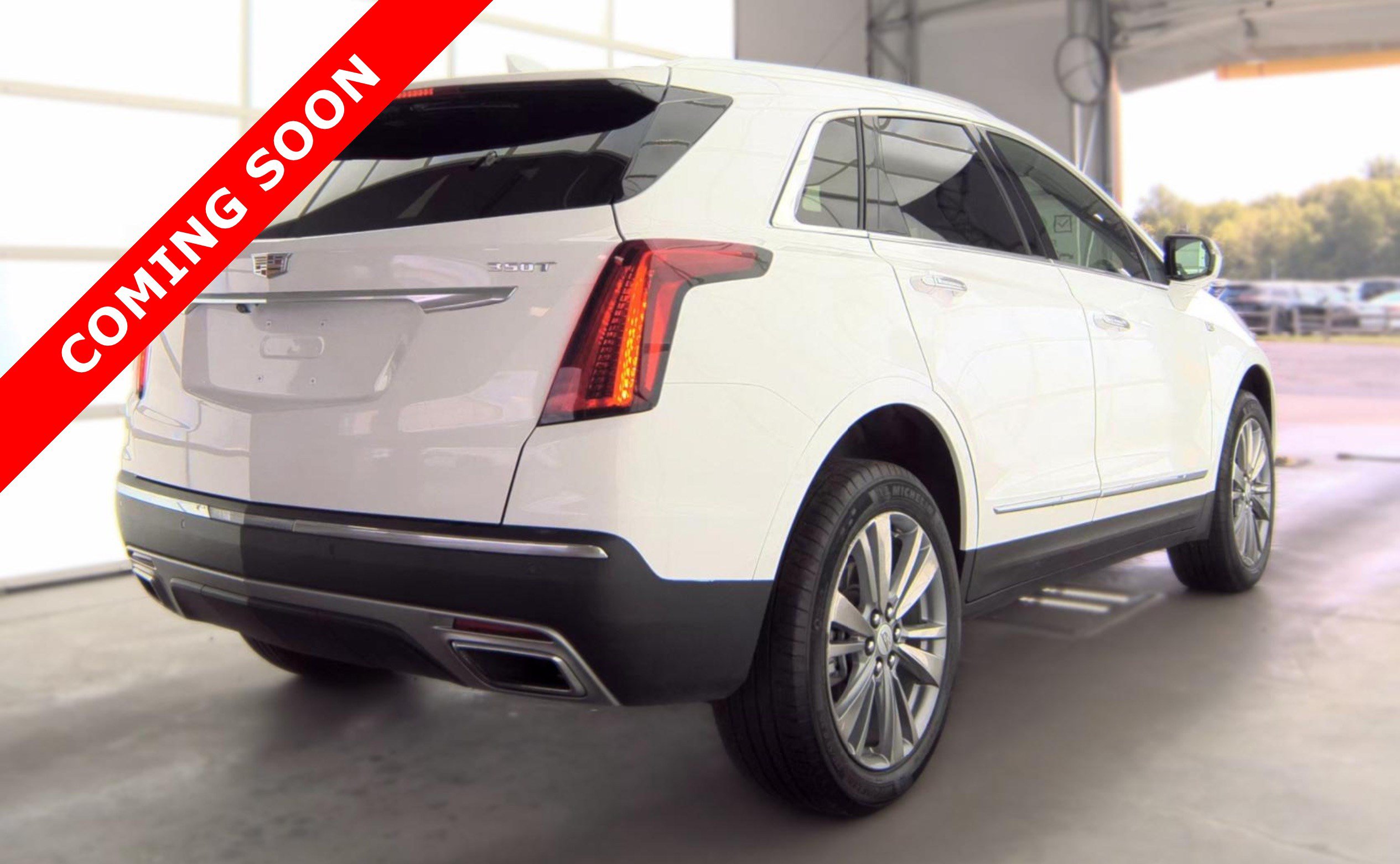 Used 2025 Cadillac XT5 Premium Luxury FWD image 4