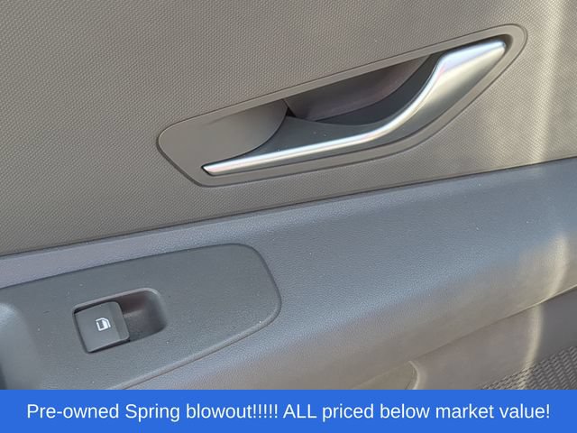 Used 2023 Hyundai Elantra SE FWD image 33