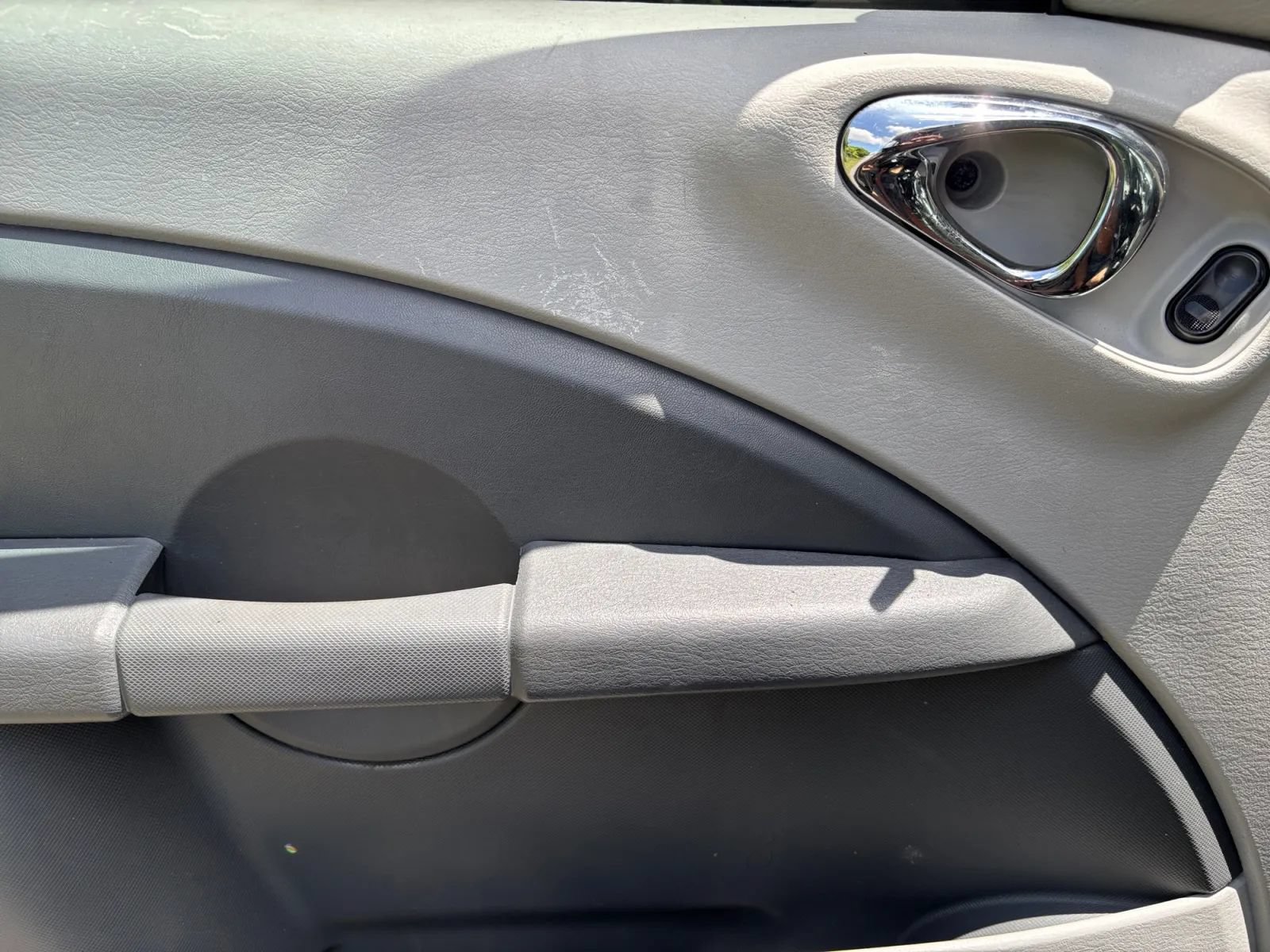 Used 2009 Chrysler PT Cruiser FWD image 17