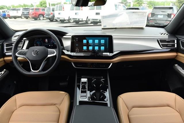 New 2026 Volkswagen Atlas Cross Sport SEL AWD/4WD image 7