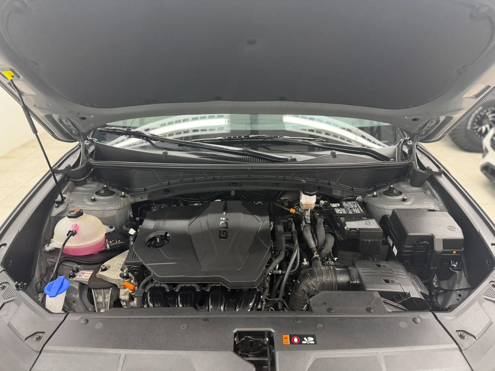 Used 2025 Hyundai Tucson SE AWD/4WD image 32