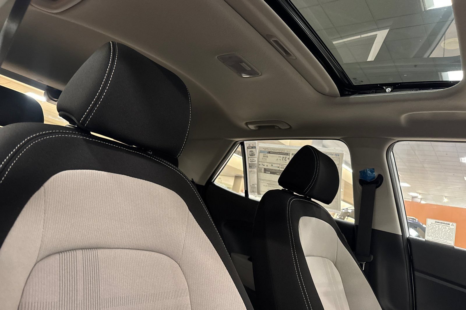 New 2026 Hyundai Venue SEL FWD image 17
