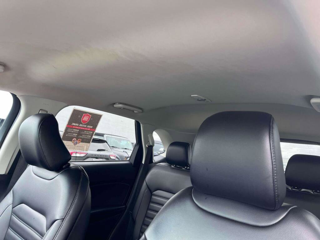 Used 2022 Ford Edge SEL AWD/4WD image 5