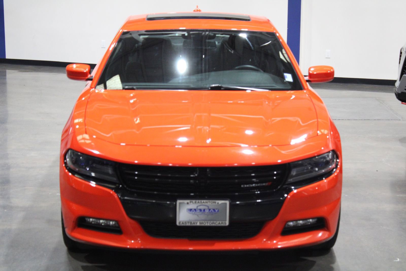 Used 2017 Dodge Charger SXT w/ Rallye Group image 6