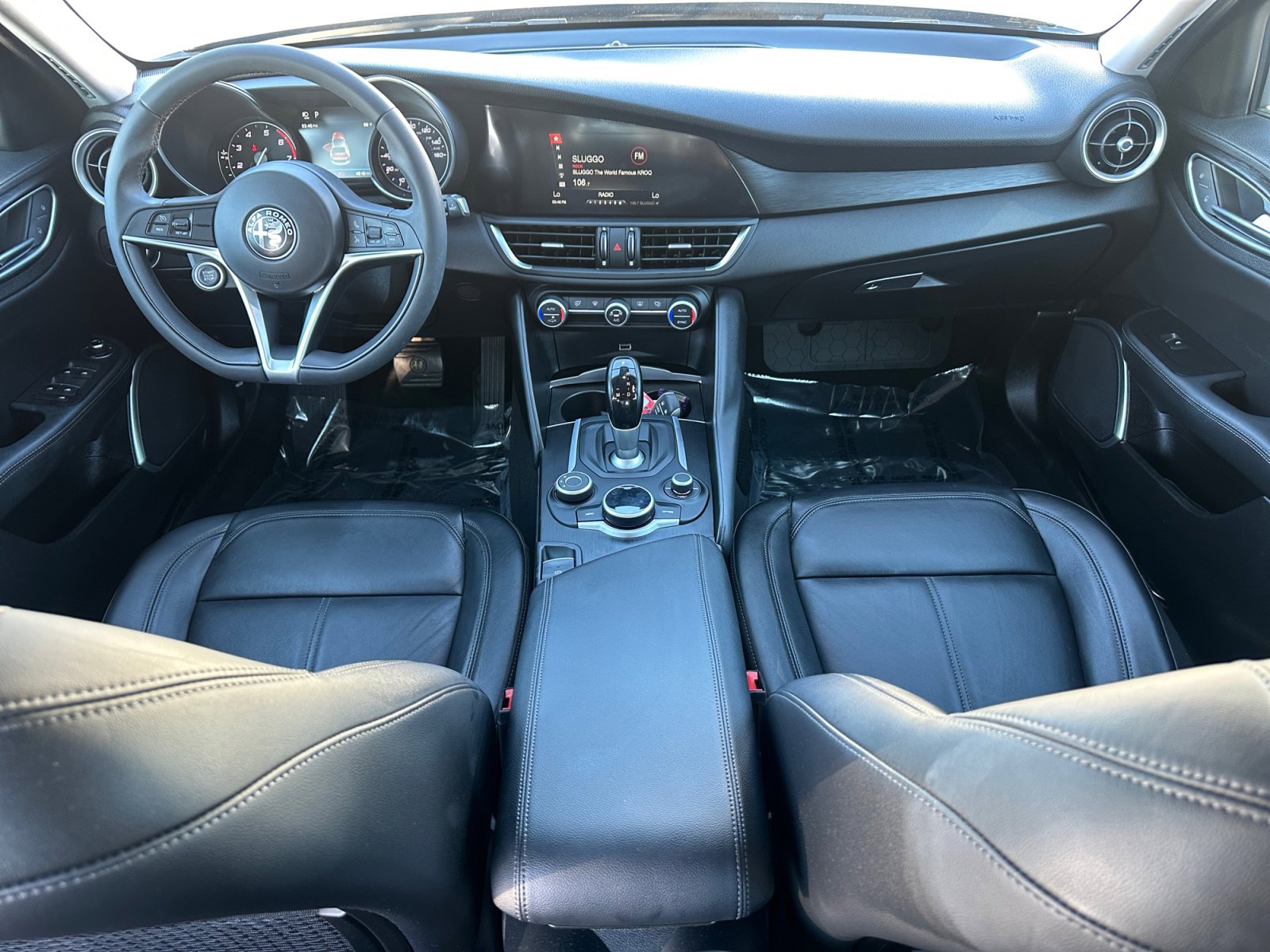 Used 2018 Alfa Romeo Giulia image 11