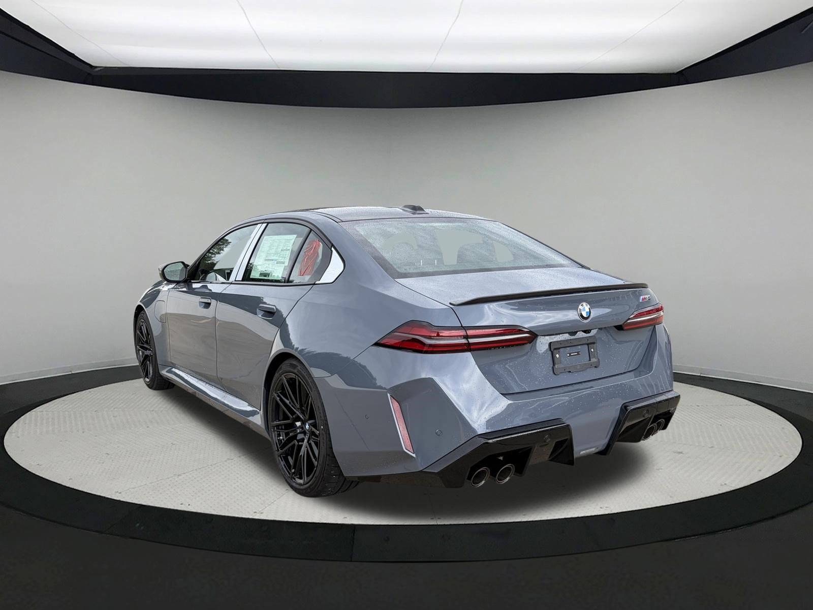 New 2027 BMW M5 w/ Carbon Package AWD/4WD image 5