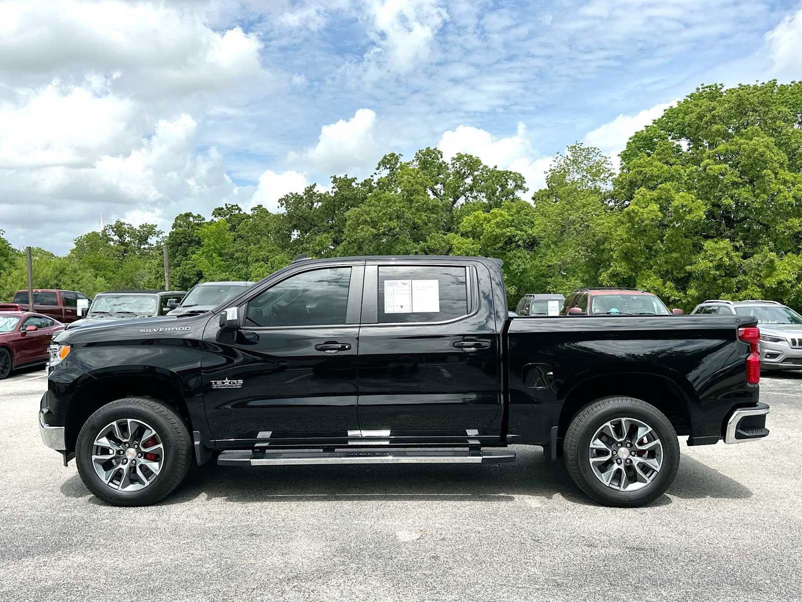 Used 2026 Chevrolet Silverado 1500 LT w/ Texas Edition Plus image 12