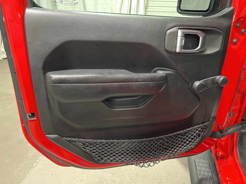 Used 2022 Jeep Wrangler Sport image 15