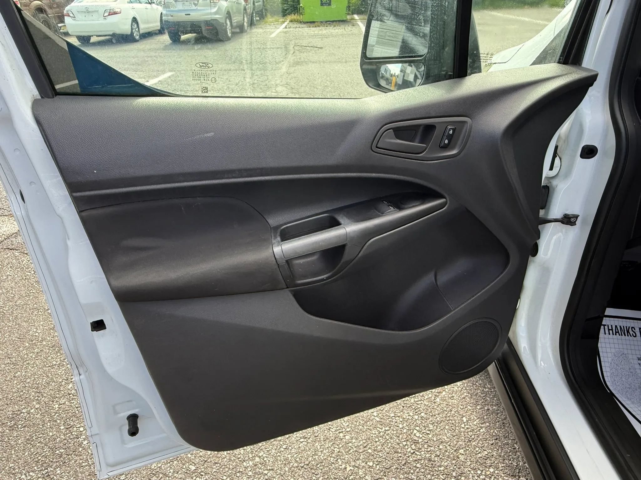 Used 2015 Ford Transit Connect XL FWD image 5