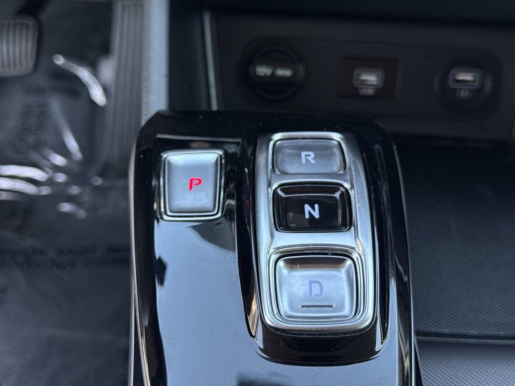 Certified 2023 Hyundai Sonata SEL FWD image 13